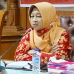 Anggota DWP Dilatih Daur Ulang Sampah Rumah Tangga