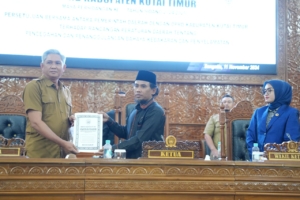 DPRD dan Pemkab Kutim Sepakati Raperda Pencegahan Kebakaran dan Penyelamatan