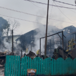 Kebakaran Hebat Hanguskan Rumah dan Kontrakan di RT 37 Perumahan G House