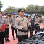 ‎Polres Kutai Timur Lakukan Pemeriksaan Rutin Senpi Personel
