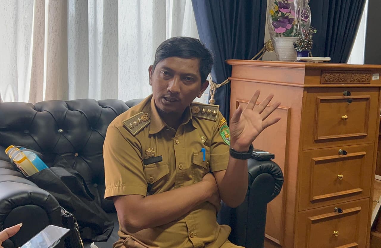 Pembangunan Jalan Muara Calong Terkendala Cuaca dan Kekurangan Alat Berat