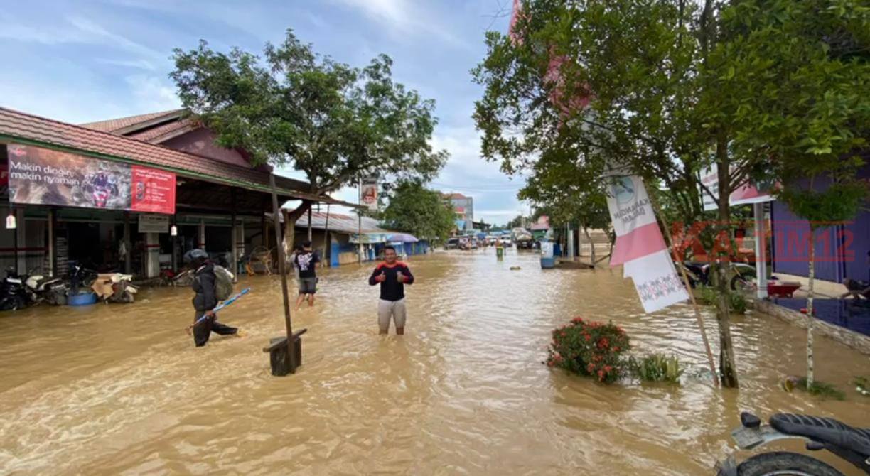 Karangan Dilanda Banjir, Warga Diminta Waspadai Buaya di Area Tergenang