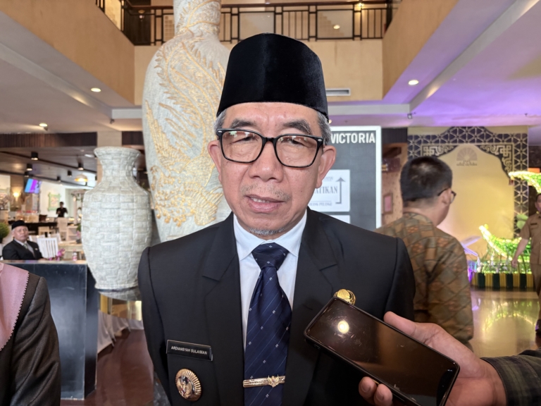 Bupati Kutim Ingatkan Perusahaan, Hindari PHK dan Siapkan Alternatif untuk Karyawan