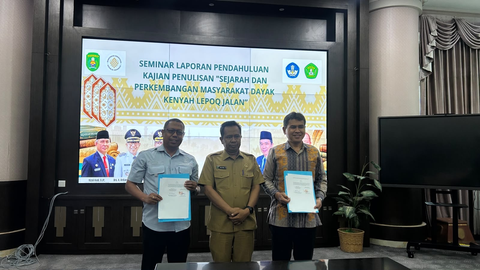 Abadikan Tradisi Lokal, Disdikbud Kutim Inisiasi Penulisan Tiga Buku Sejarah