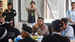 Polsek Sangatta Utara Kawal Aksi Damai Soal Pemadaman Listrik, PLN dan Massa Sepakati Tindak Lanjut