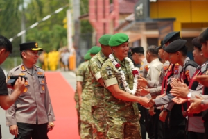 Danbrigif TP 32/Mangkalihat Sambangi Polres Kutim, Perkuat Sinergi TNI–Polri