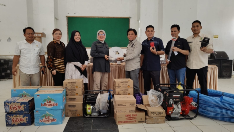 Tangani Karhutla Sangatta, DPRD Kutim Salurkan Bantuan dan Dorong Pencairan Dana BTT